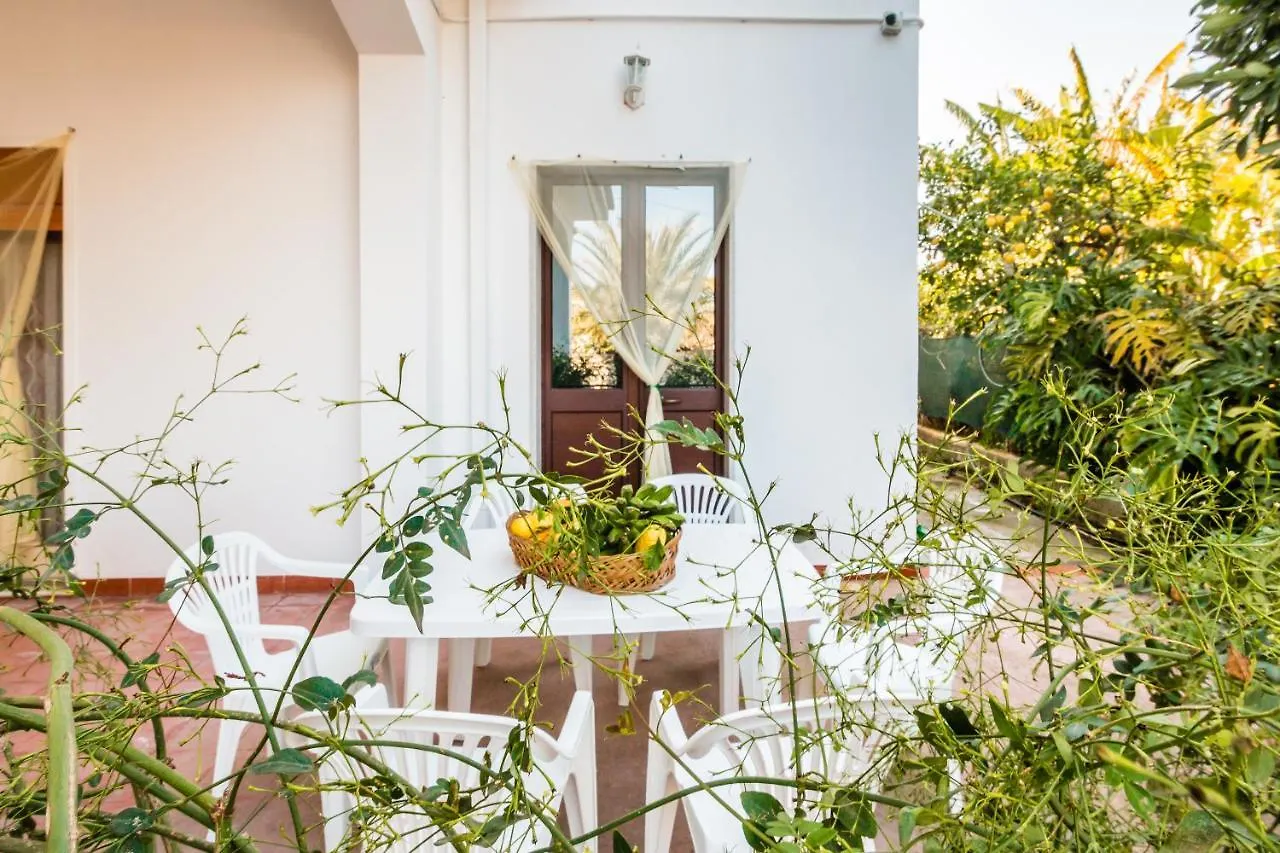 Holiday home The Great Garden With Pool, Parking & Wifi Villa Avola