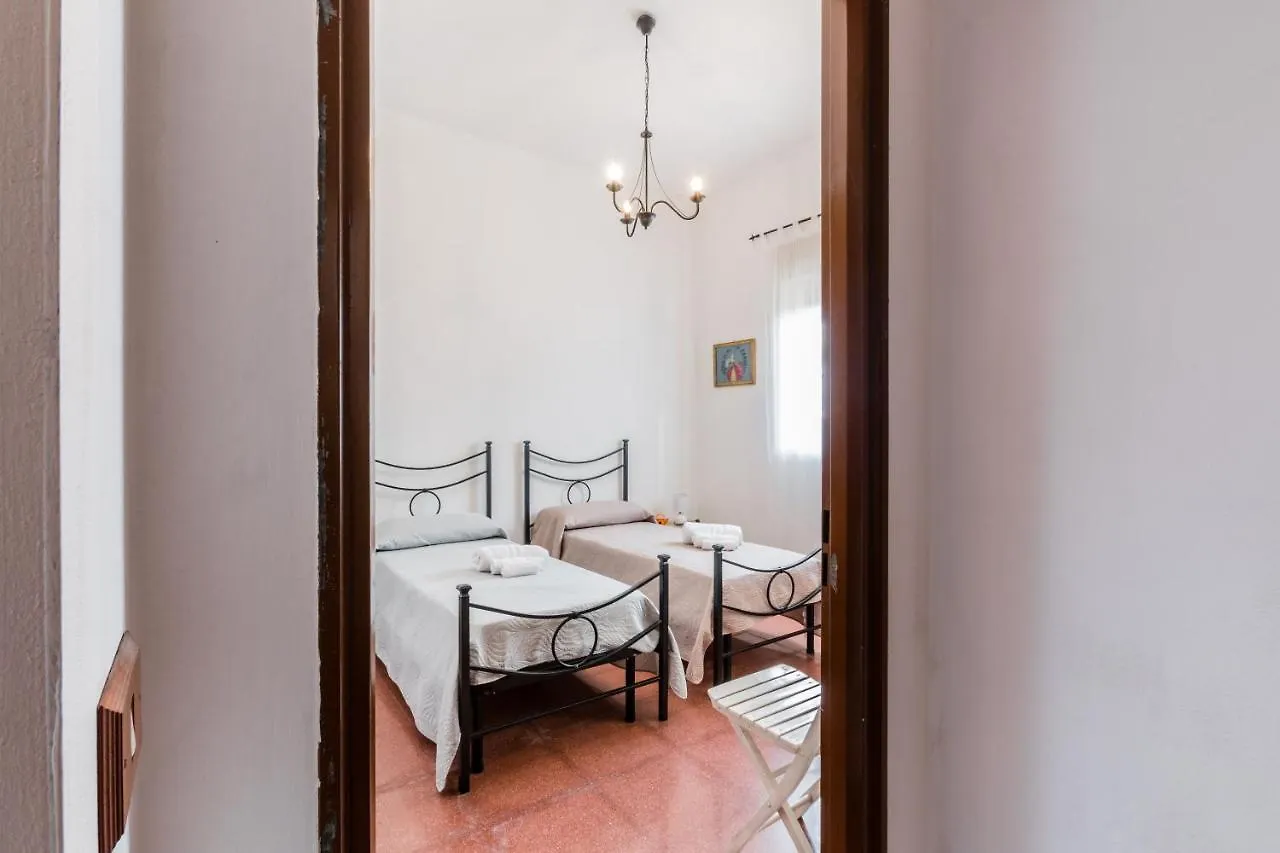The Great Garden With Pool, Parking & Wifi Villa Avola Italy